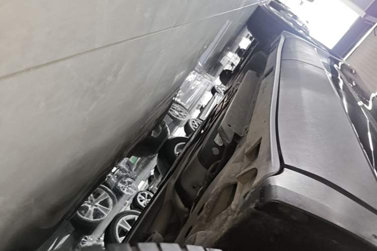 Used Buick Envision 2021 532T Two-Wheel-Drive Elite Version Right Side Sill