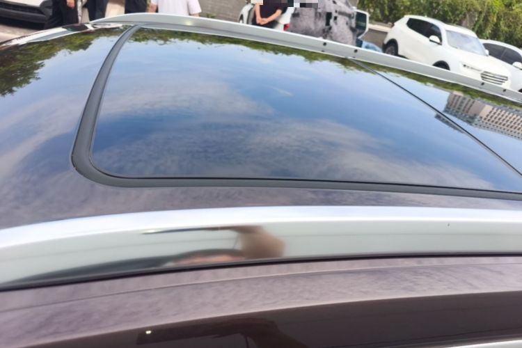 Used Buick Envision 2021 532T Two-Wheel-Drive Luxury Version Roof