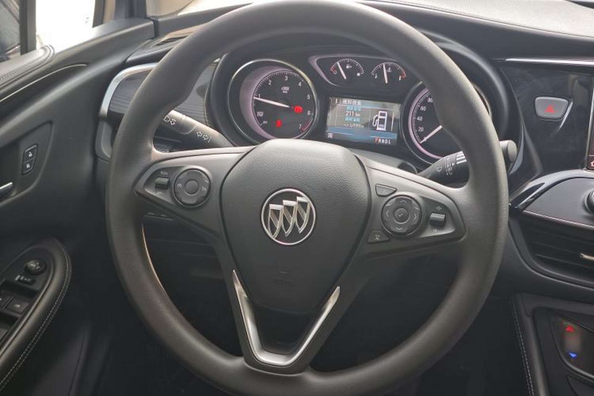 Used Buick Envision 2021 532T Two-Wheel-Drive Leading Version Steering Wheel