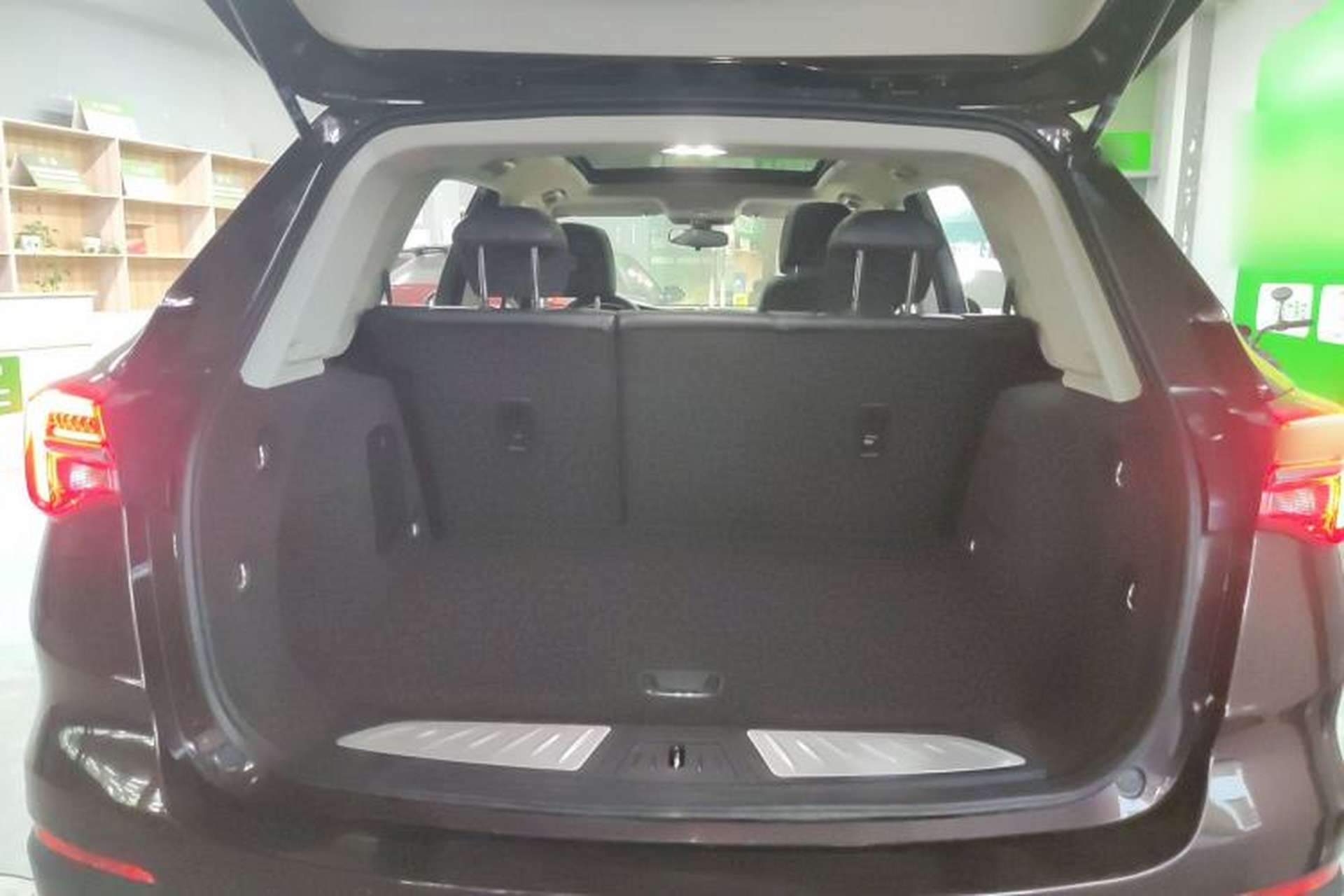 Used Buick Envision 2021 532T Two-Wheel-Drive Leading Version Trunk