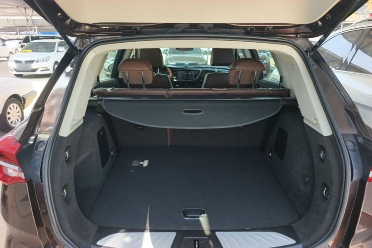 Used Buick Envision 2021 532T Two-Wheel-Drive Elite Version Trunk
