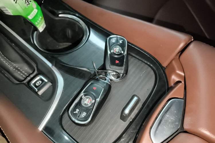 Used Buick Envision 2021 532T Two-Wheel-Drive Luxury Version Vehicle Key