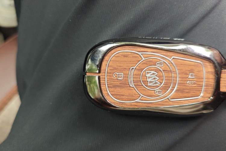Used Buick Envision 2021 532T Two-Wheel-Drive Elite Version Vehicle Key