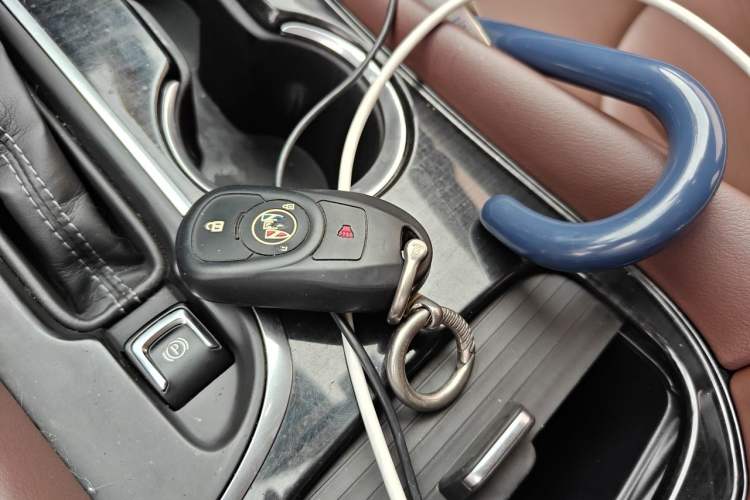 Used Buick Envision 2021 532T Two-Wheel-Drive Elite Version Vehicle Key