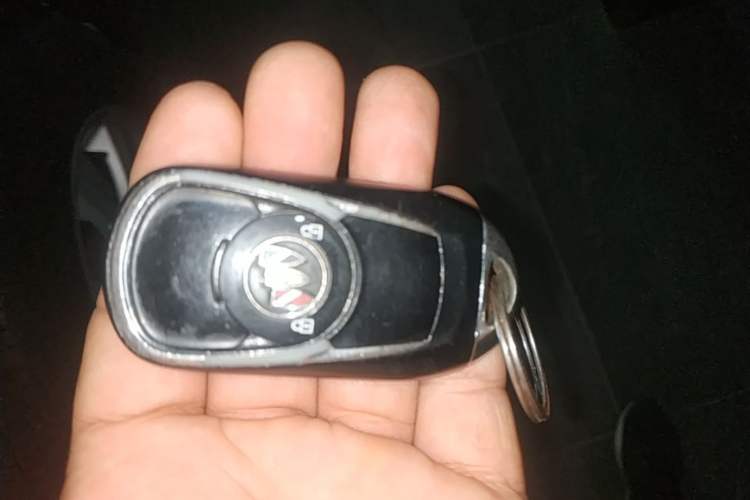 Used Buick Envision 2021 532T Two-Wheel-Drive Elite Version Vehicle Key