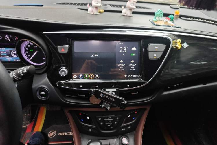 Used Buick Envision 2021 532T Two-Wheel-Drive Elite Version Audio And AC Panel
