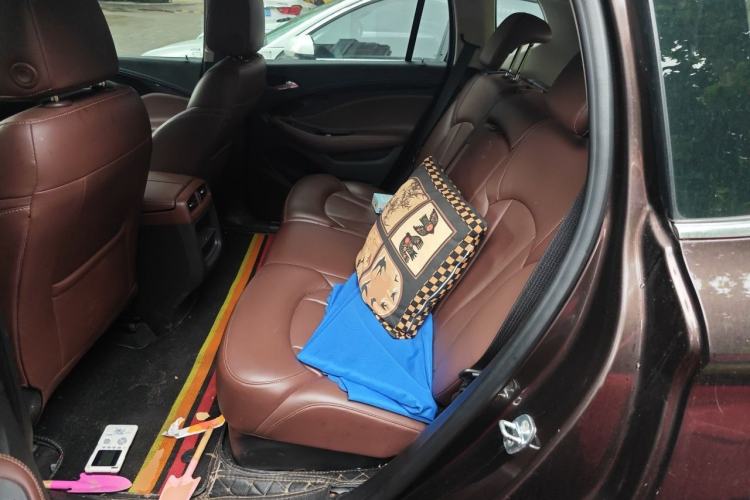 Used Buick Envision 2021 532T Two-Wheel-Drive Elite Version Left Rear Seat