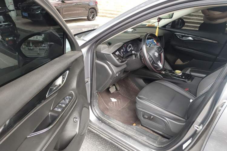 Used Buick Envision 2021 Encore Plus 652T Five-Seat Luxury Model Driver Seat