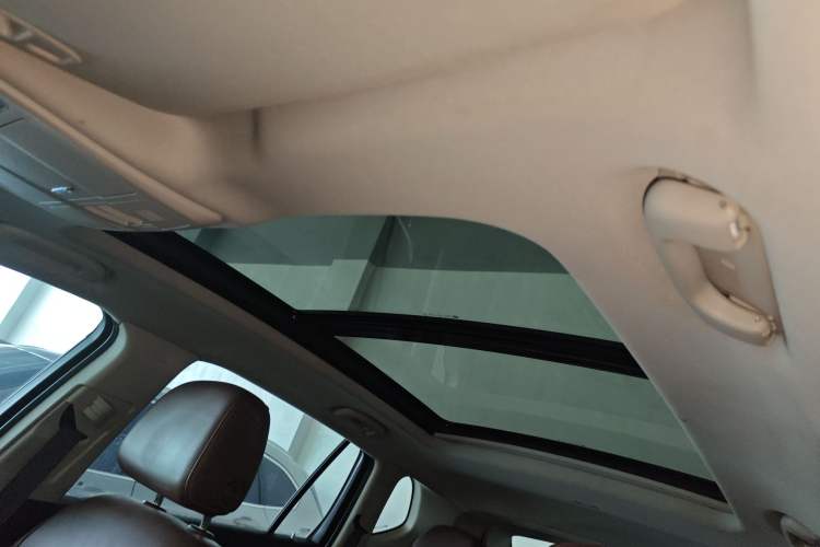 Used Buick Envision 2021 532T Two-Wheel-Drive Elite Version Headliner