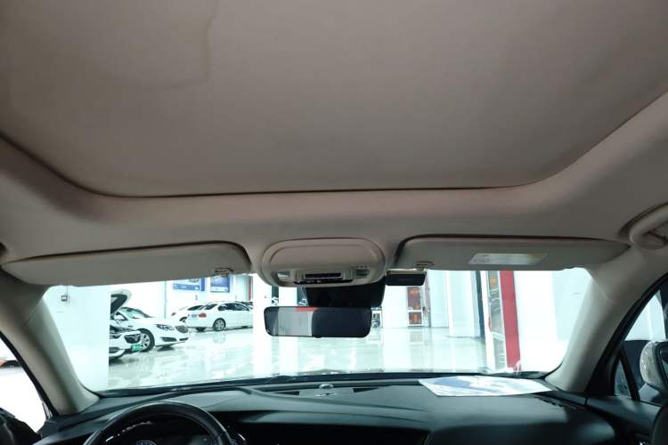 Used Buick Envision 2021 Encore Plus 652T Five-Seat Luxury Model Headliner