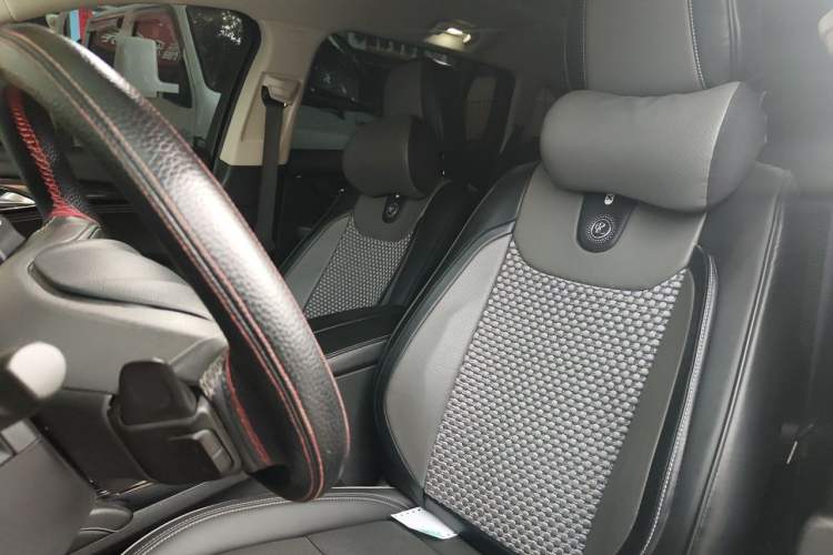 Used Buick Envision 2021 Encore Plus 652T Five-Seat Luxury Model Left Front Seat