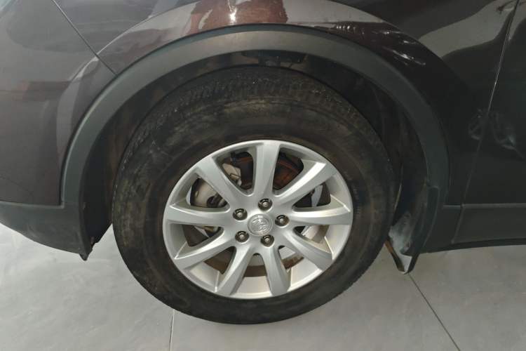 Used Buick Envision 2021 532T Two-Wheel-Drive Elite Version Left Front Wheel Hub