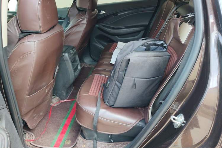 Used Buick Envision 2021 532T Two-Wheel-Drive Leading Version Left Rear Seat