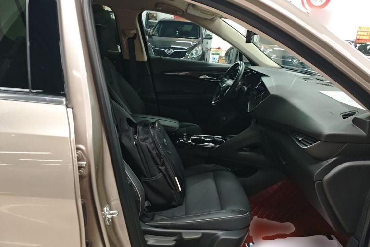 Used Buick Envision 2021 Encore Plus 652T Five-Seat Luxury Model Right Front Seat