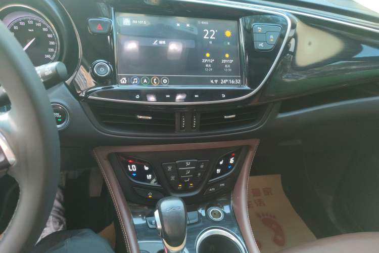 Used Buick Envision 2021 532T Two-Wheel-Drive Luxury Version Audio And AC Panel