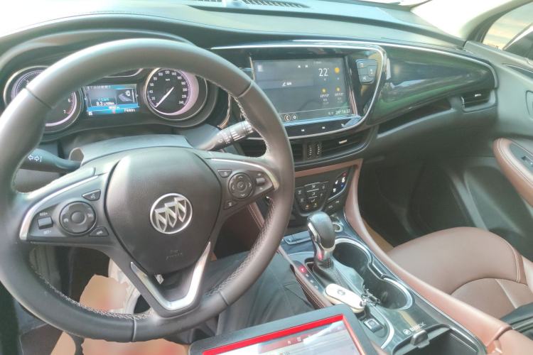 Used Buick Envision 2021 532T Two-Wheel-Drive Luxury Version Center Console
