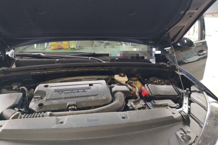 Used Buick Envision 2021 Encore Plus 652T Five-Seat Luxury Model Engine Bay Left