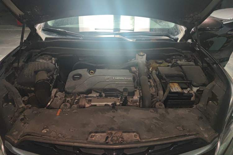 Used Buick Envision 2021 532T Two-Wheel-Drive Elite Version Engine Bay
