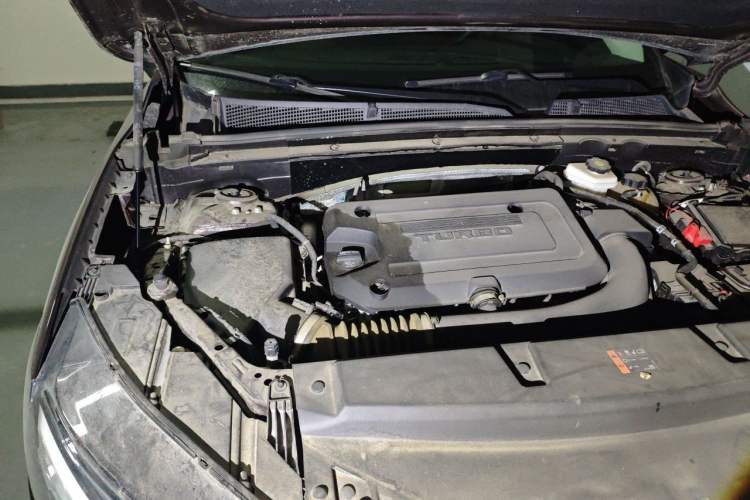 Used Buick Envision 2021 Encore Plus Avenir Aivia 7-Seater Edition Engine Bay Right