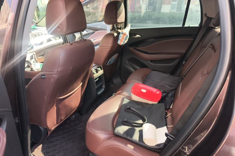 Used Buick Envision 2021 532T Two-Wheel-Drive Elite Version Left Rear Seat