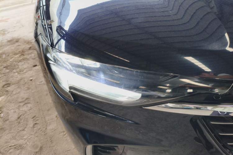 Used Buick Envision 2021 Encore Plus 652T Five-Seat Luxury Model Right Front Headlight