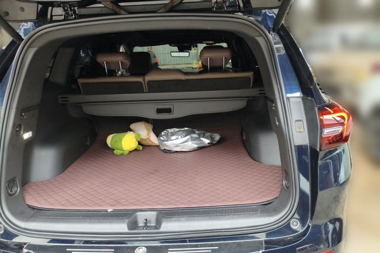 Used Buick Envision 2021 Encore Plus 652T Five-Seat Luxury Model Trunk