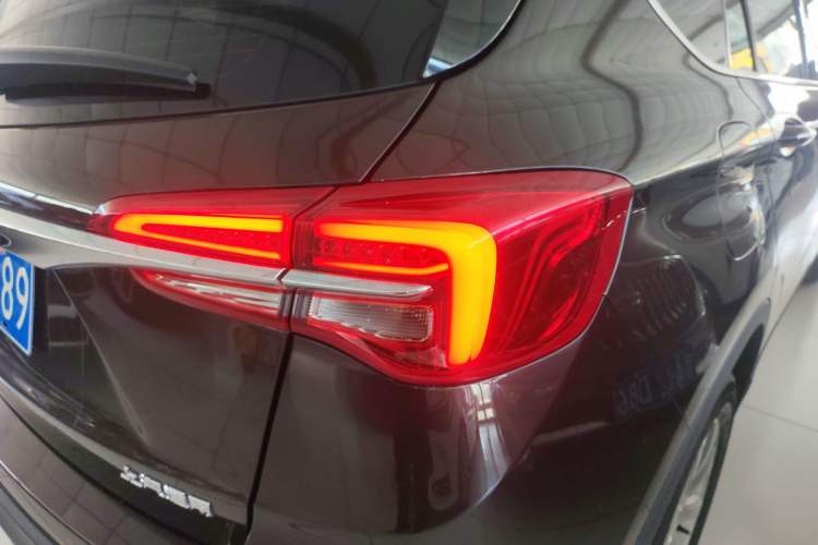 Used Buick Envision 2021 532T Two-Wheel-Drive Elite Version Exterior 3