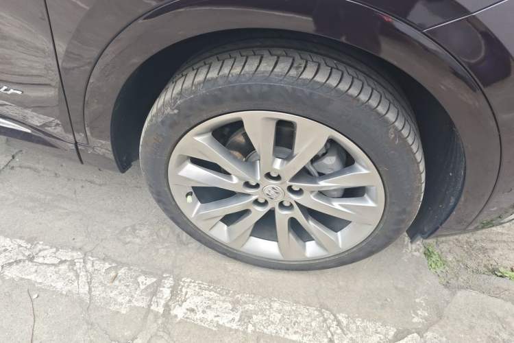 Used Buick Envision 2021 Encore Plus Avenir Aivia 7-Seater Edition Right Front Wheel Hub