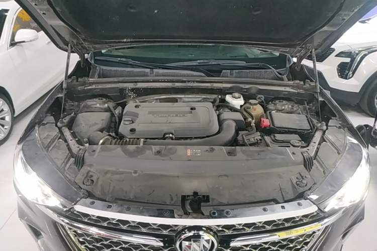 Used Buick Envision 2021 Encore Plus Avenir Aivia 7-Seater Edition Engine Bay