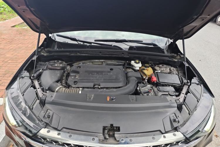 Used Buick Envision 2021 Encore Plus Avenir Aivia 7-Seater Edition Engine Bay