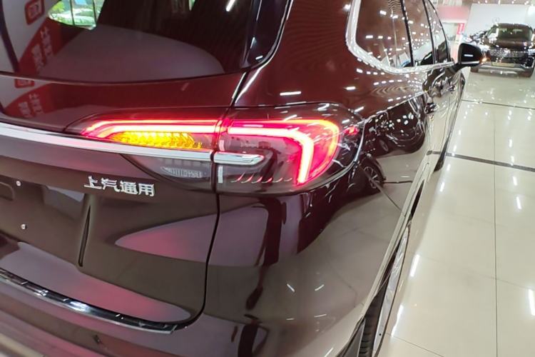 Used Buick Envision 2021 Encore Plus Avenir Aivia 7-Seater Edition Exterior 2