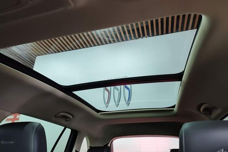 Used Buick Envision 2021 Encore Plus Avenir Aivia 7-Seater Edition Headliner