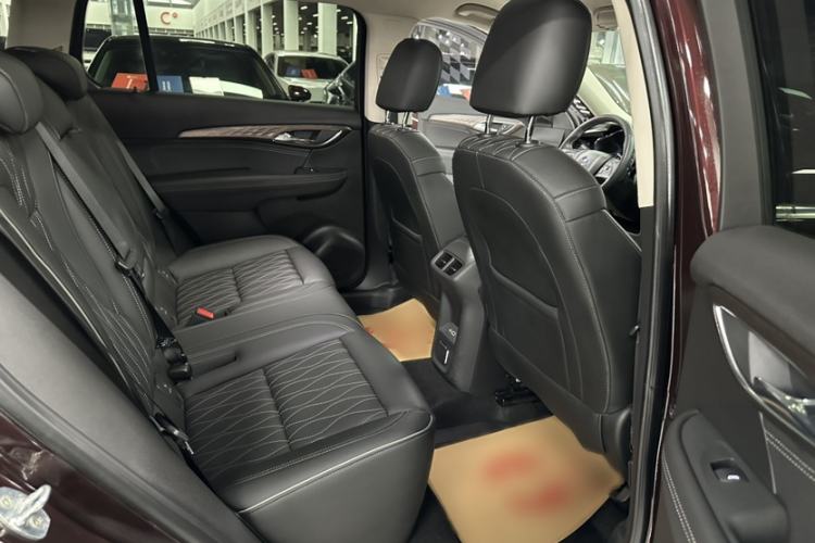 Used Buick Envision 2021 Encore Plus Avenir Aivia 5-Seater Edition Interior 2