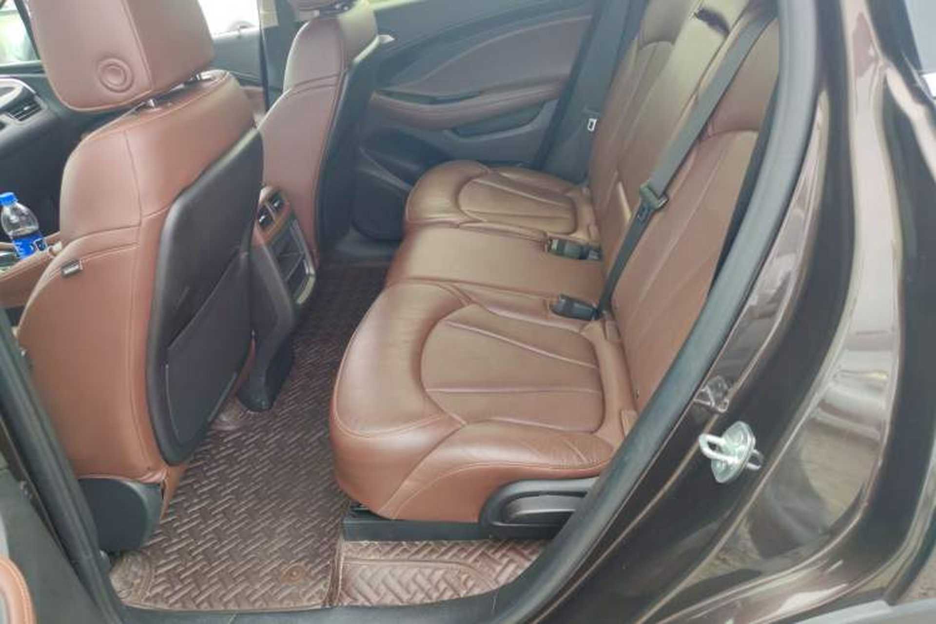 Used Buick Envision 2021 532T Two-Wheel-Drive Luxury Version Left Rear Seat