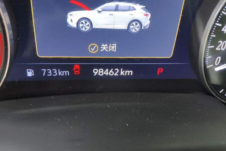 Used Buick Envision 2021 Encore Plus Avenir Aivia 7-Seater Edition Odometer Close Up