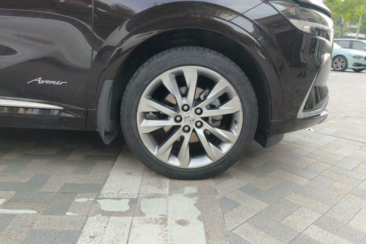 Used Buick Envision 2021 Encore Plus Avenir Aivia 7-Seater Edition Right Front Wheel Hub