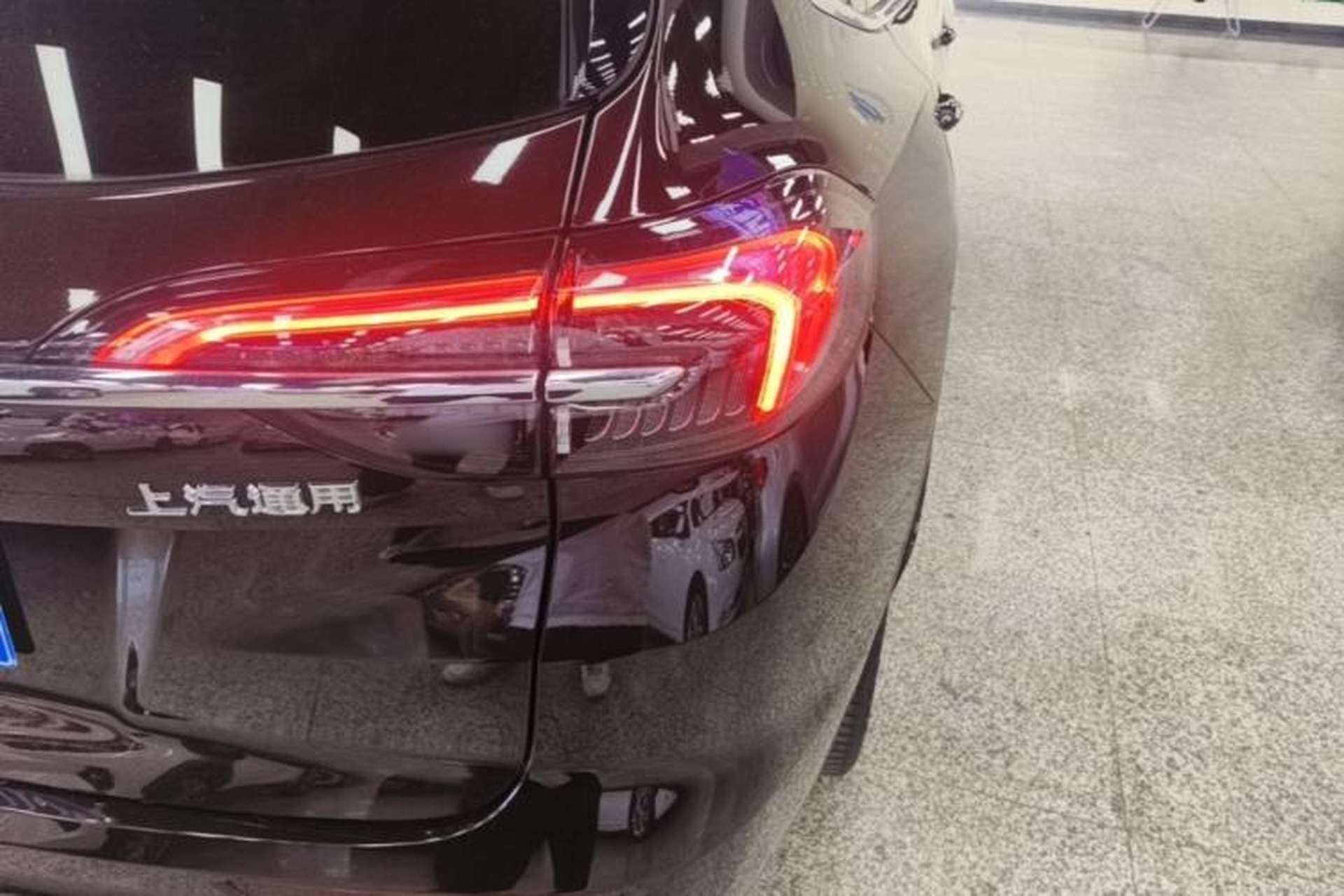 Used Buick Envision 2021 Encore Plus Avenir Aivia 5-Seater Edition Right Rear Taillight