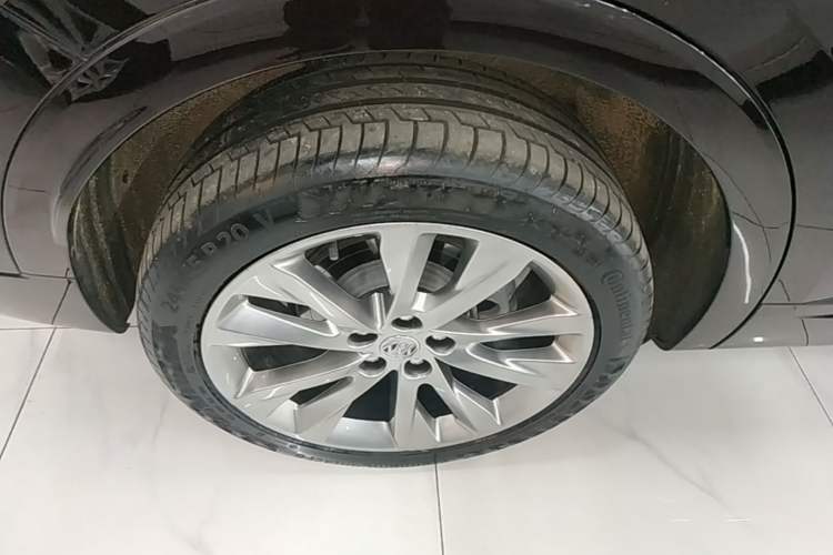 Used Buick Envision 2021 Encore Plus Avenir Aivia 7-Seater Edition Right Rear Wheel Hub