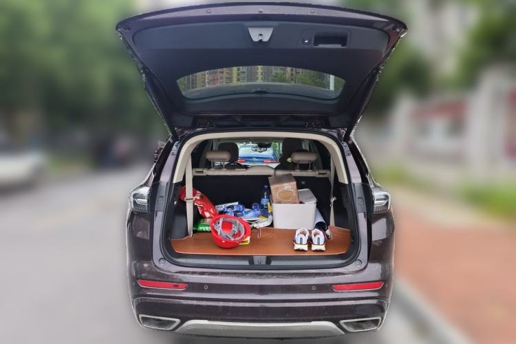 Used Buick Envision 2021 Encore Plus Avenir Aivia 7-Seater Edition Trunk
