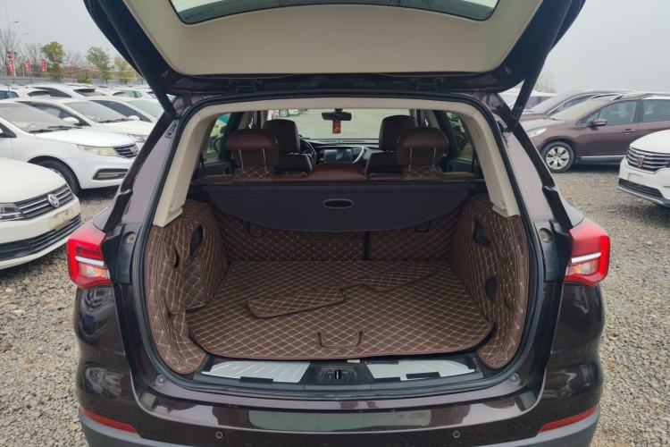 Used Buick Envision 2021 532T Two-Wheel-Drive Luxury Version Trunk