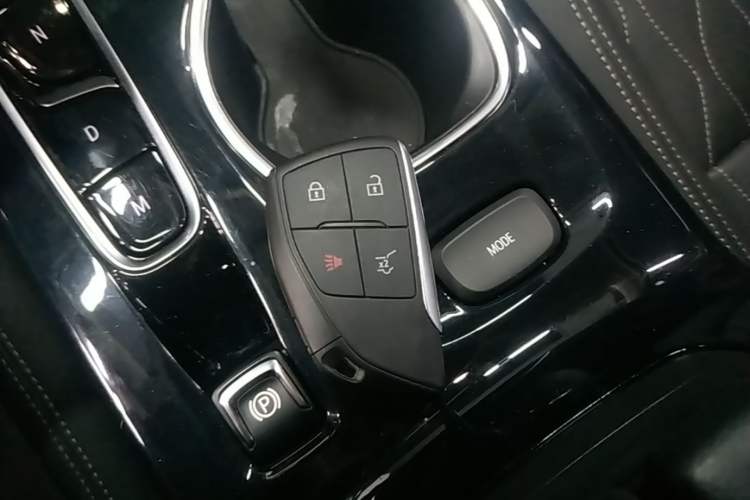 Used Buick Envision 2021 Encore Plus Avenir Aivia 7-Seater Edition Vehicle Key