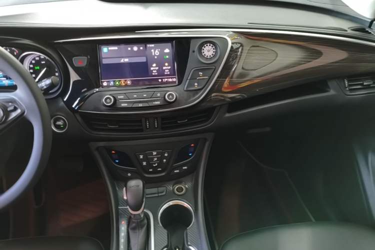 Used Buick Envision 2021 532T Two-Wheel-Drive Leading Version Audio And AC Panel