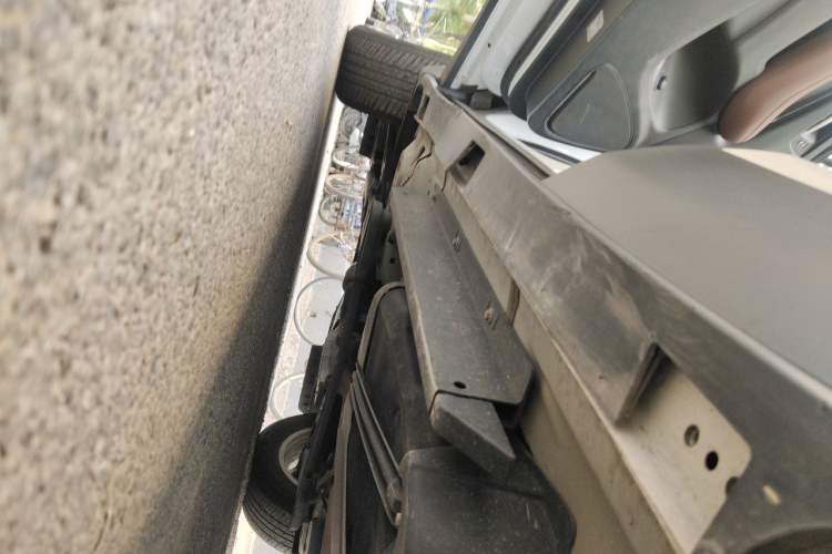 Used Buick Envision 2021 532T Two-Wheel-Drive Luxury Version Chassis Rear Left