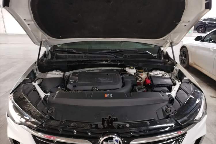 Used Buick Envision 2021 Encore Plus 652T 7-Seat Luxury Model Engine Bay
