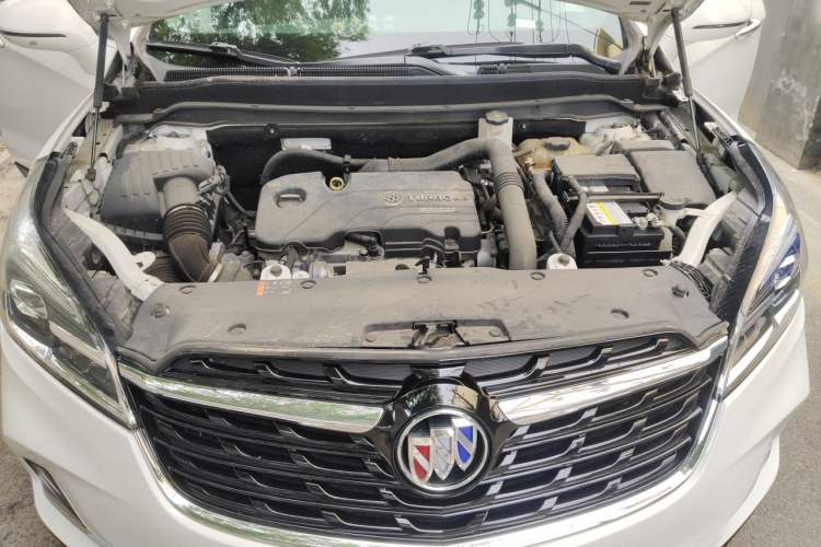 Used Buick Envision 2021 532T Two-Wheel-Drive Luxury Version Engine Bay