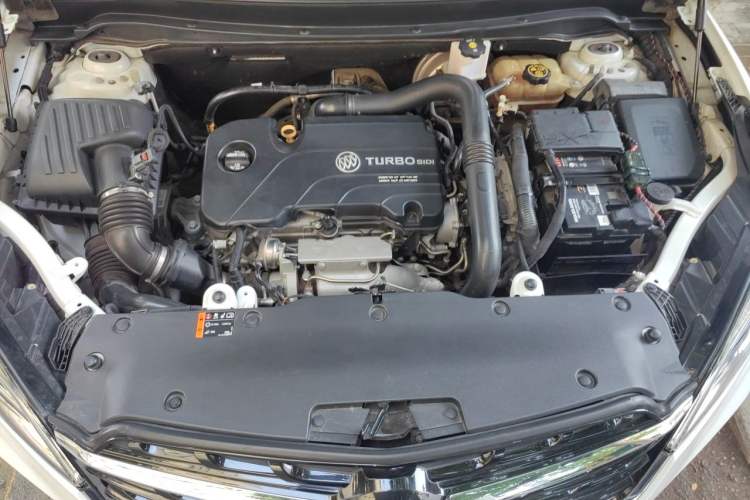 Used Buick Envision 2021 532T Two-Wheel-Drive Leading Version Engine Bay