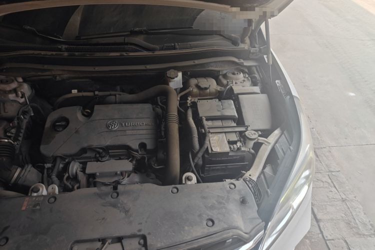 Used Buick Envision 2021 532T Two-Wheel-Drive Luxury Version Engine Bay Left