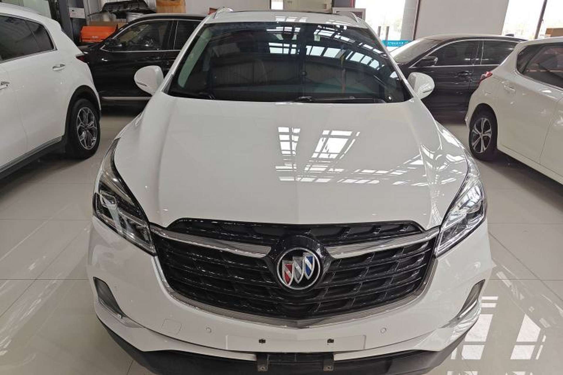 Used Buick Envision 2021 532T Two-Wheel-Drive Luxury Version Front