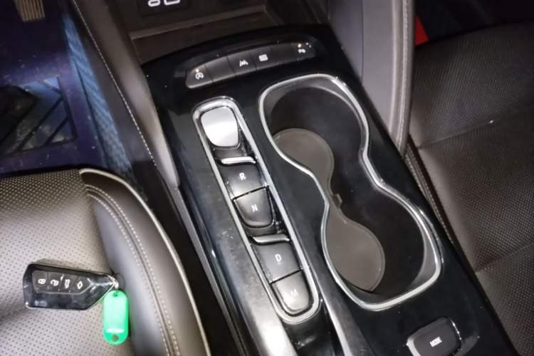 Used Buick Envision 2021 Encore Plus 652T 7-Seat Luxury Model Gear Lever