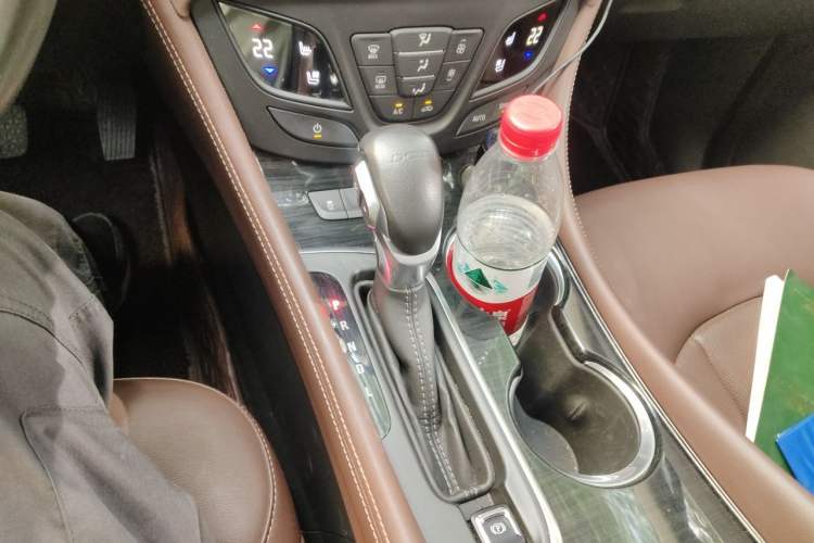 Used Buick Envision 2021 532T Two-Wheel-Drive Luxury Version Gear Lever